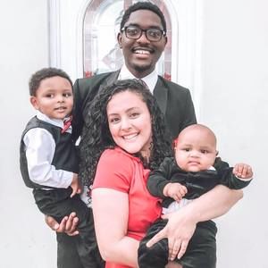 Meet your Posher, Abigail